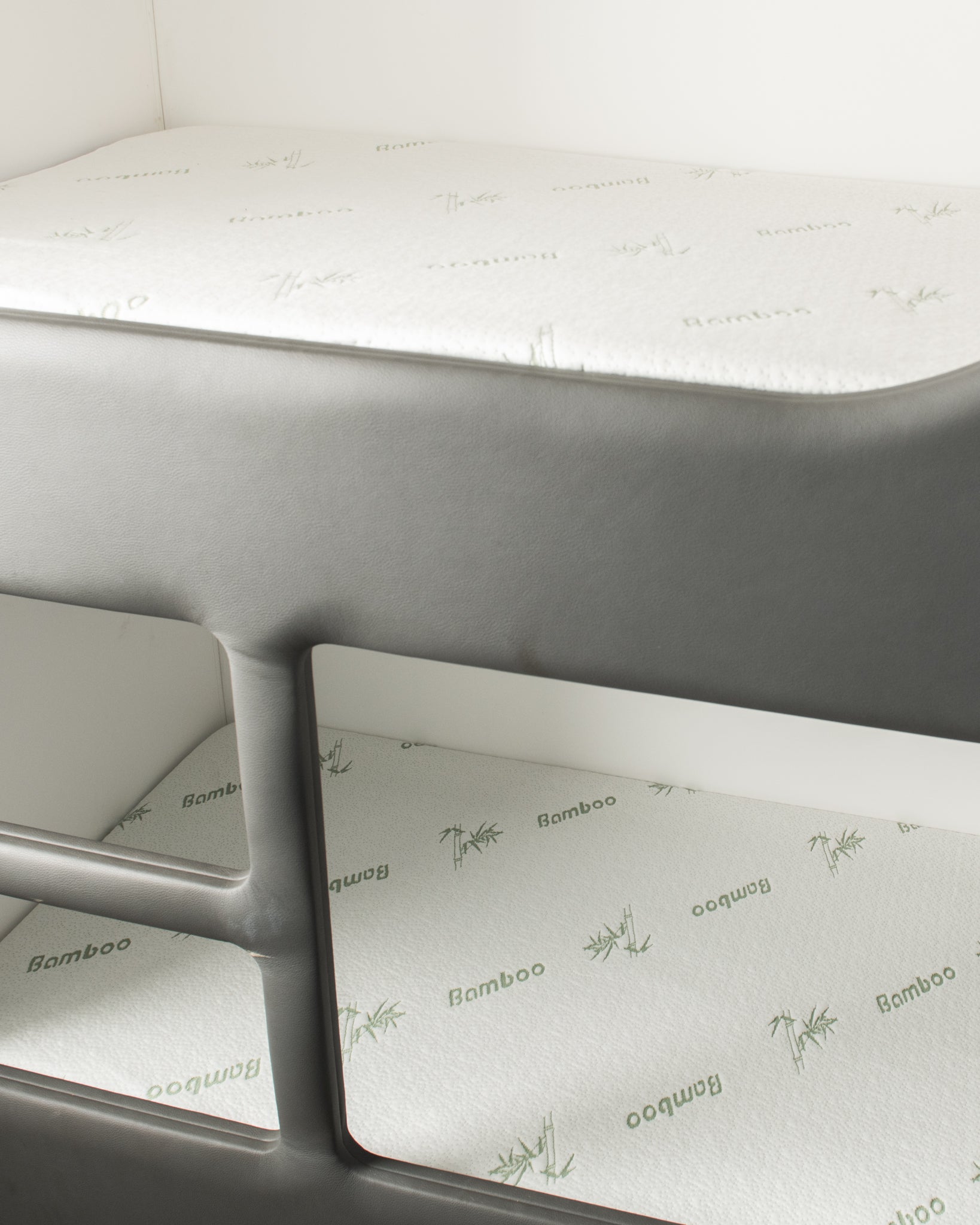 Meander Wild | Bamboo Waterproof Mattress Protector