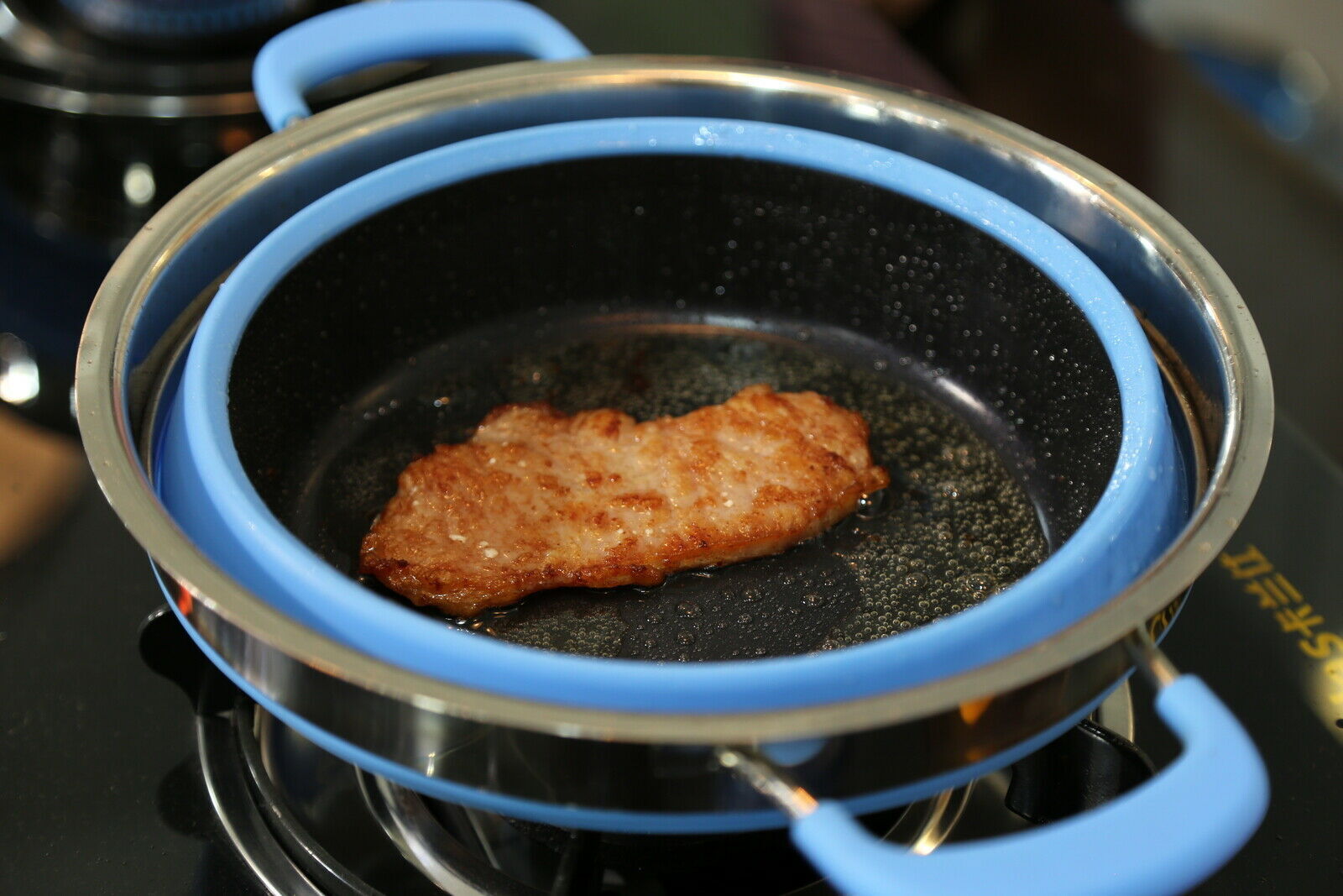 Collapsible Silicone Non Stick Pots