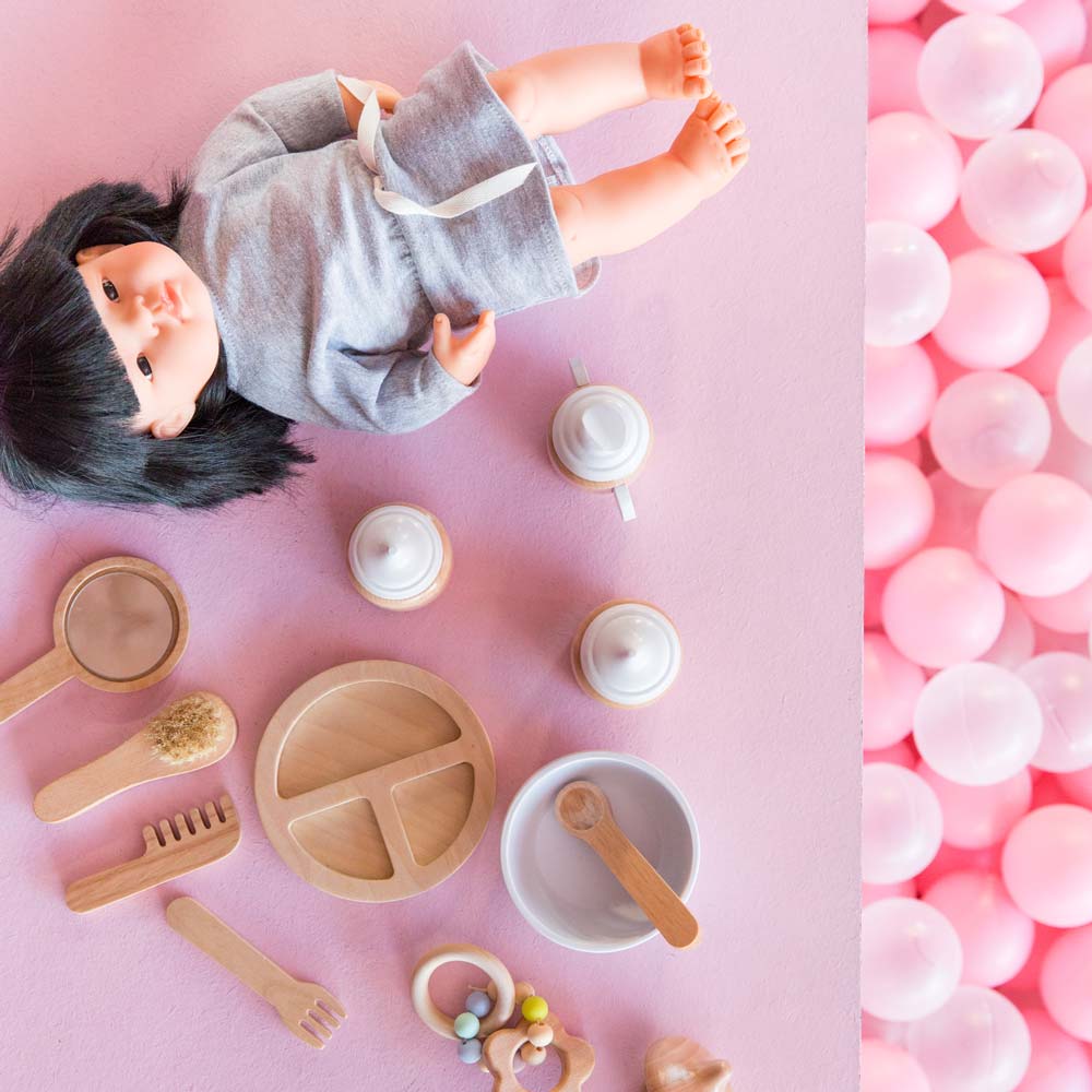 Make Me Iconic | Doll Accessories Kit